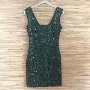 green emerald velvet dress Amazon.com: GUESS Womens Sleeveless Willow Dress, Dazzle Aqua Multi, Extra  Large : Clothing, Shoes & Jewelry main image 1